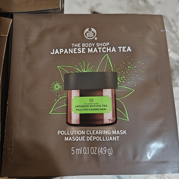 The Body Shop 3 Face Mask Samples Bundle-30 Packets - Picture 4 of 4